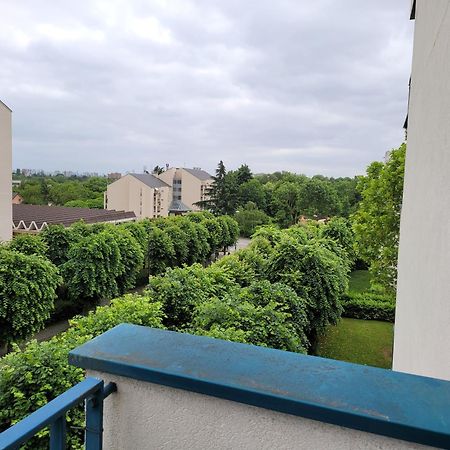 Appartement Parisian Retreat Pour 5 Personnes - 12 Min De Paris - Proche Gare à Deuil-la-Barre Extérieur photo