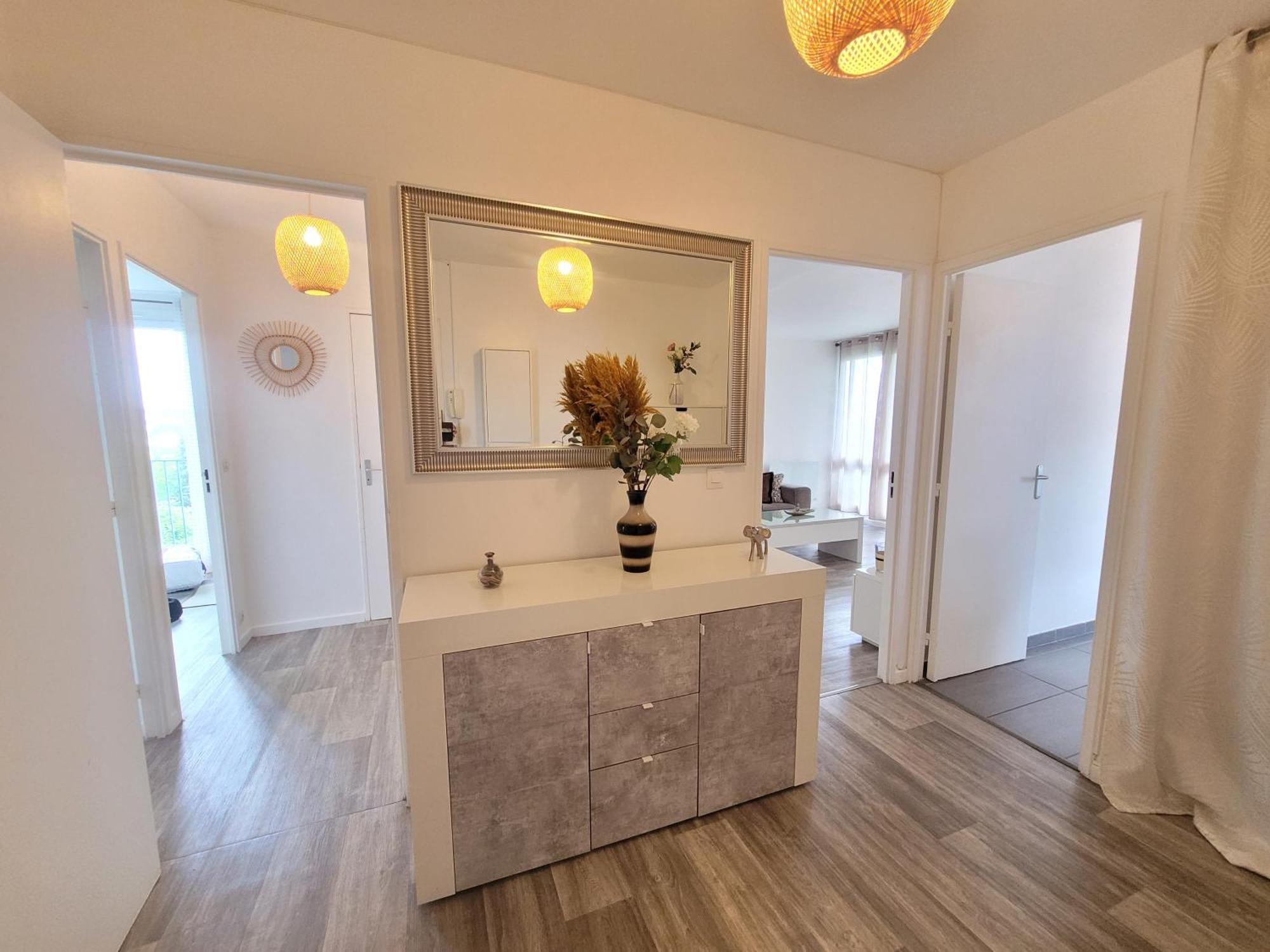 Appartement Parisian Retreat Pour 5 Personnes - 12 Min De Paris - Proche Gare à Deuil-la-Barre Extérieur photo