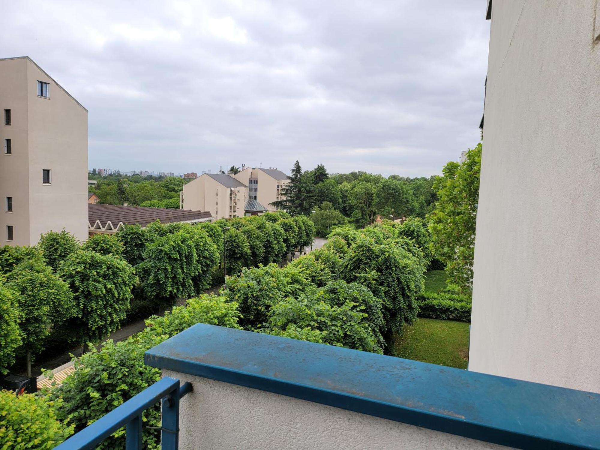 Appartement Parisian Retreat Pour 5 Personnes - 12 Min De Paris - Proche Gare à Deuil-la-Barre Extérieur photo